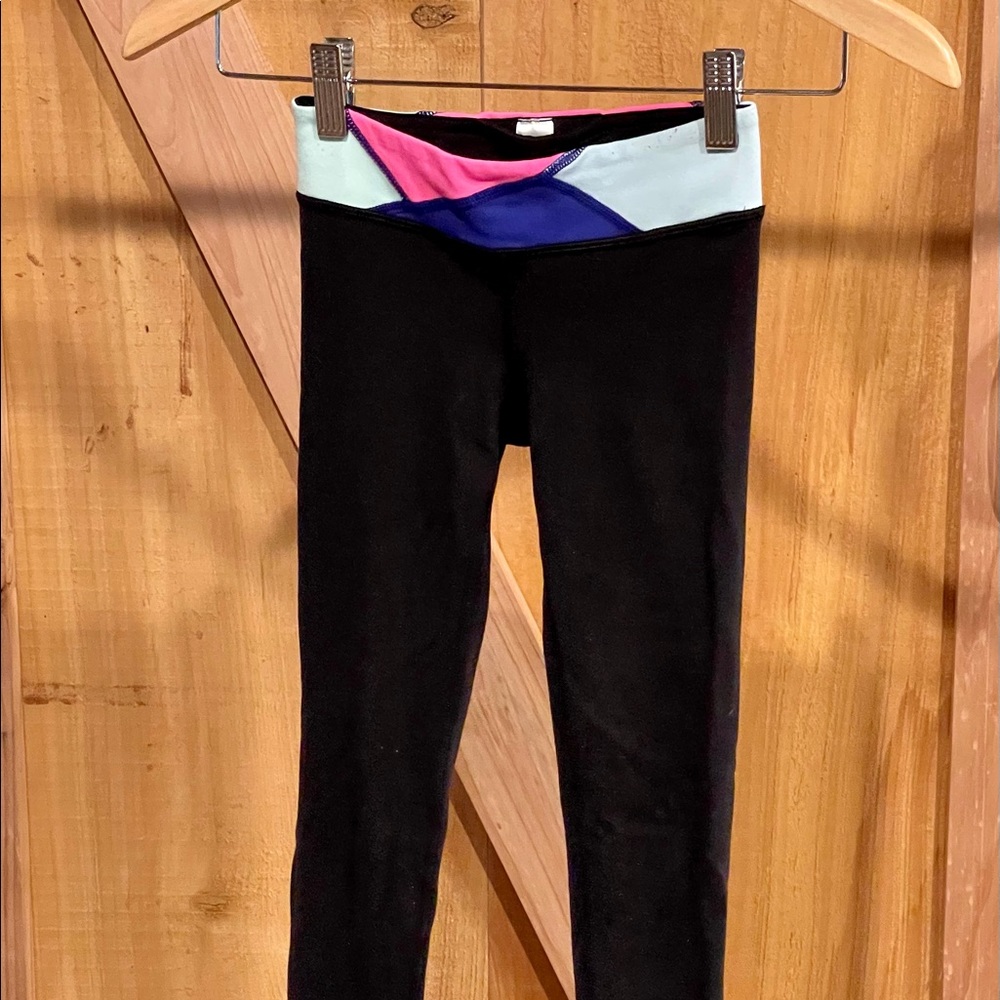 Ivivva girls black size 7 athletic yoga pants